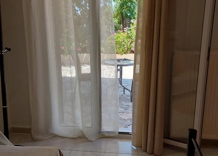 別荘 Niki Thalia Close To Corfu Town Virós